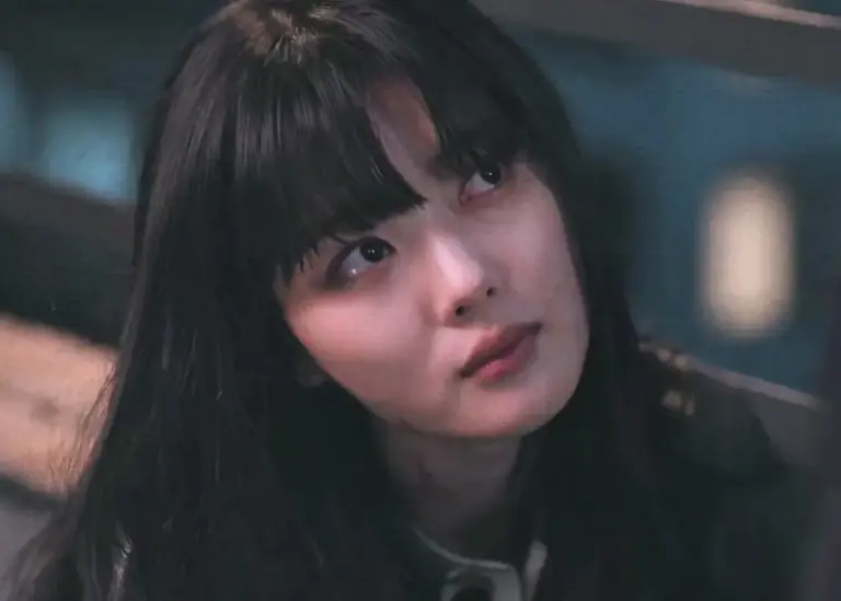 又一部“王炸剧”开播，被指是翻版《许我耀眼》，女主人设太带感